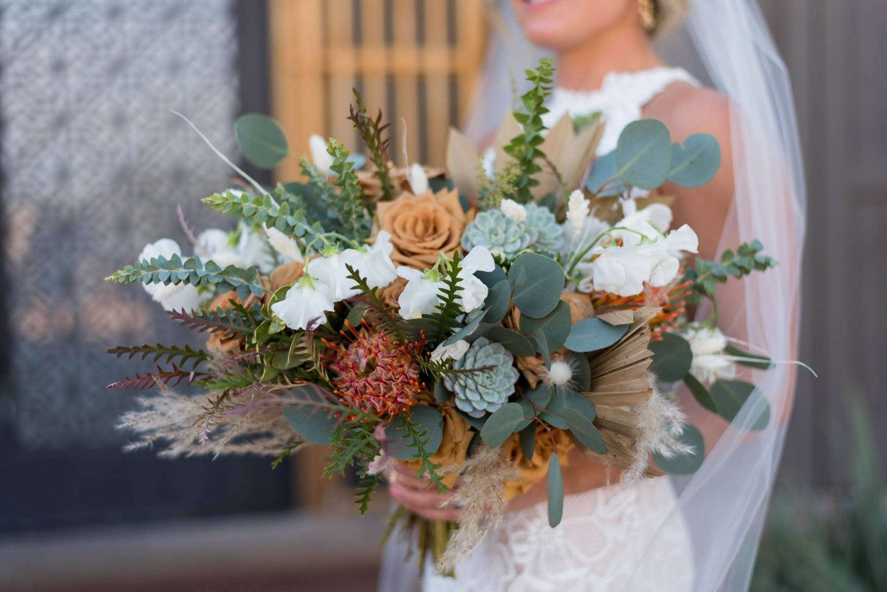 The Average Cost of Wedding Flowers for All Your Floral Needs